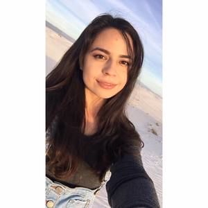 Meet your Posher, Lorena